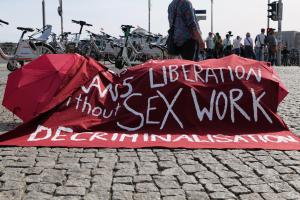 Diskussion um Aufnahme-Regeln im Heath Bad: Initiative 'Eltern gegen die Rechte' erhebt schwere Diskriminierungsvorwürfe - SPD spricht von einem 'falschen Signal'