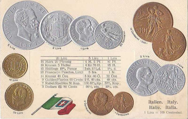 Italienische Banknoten und Münzen von 1877-1910, darunter 20-Lire-Münzen, in einer Reihe mit Porträts und Texten sowie zwei Flaggen unten, darunter die italienische Flagge.