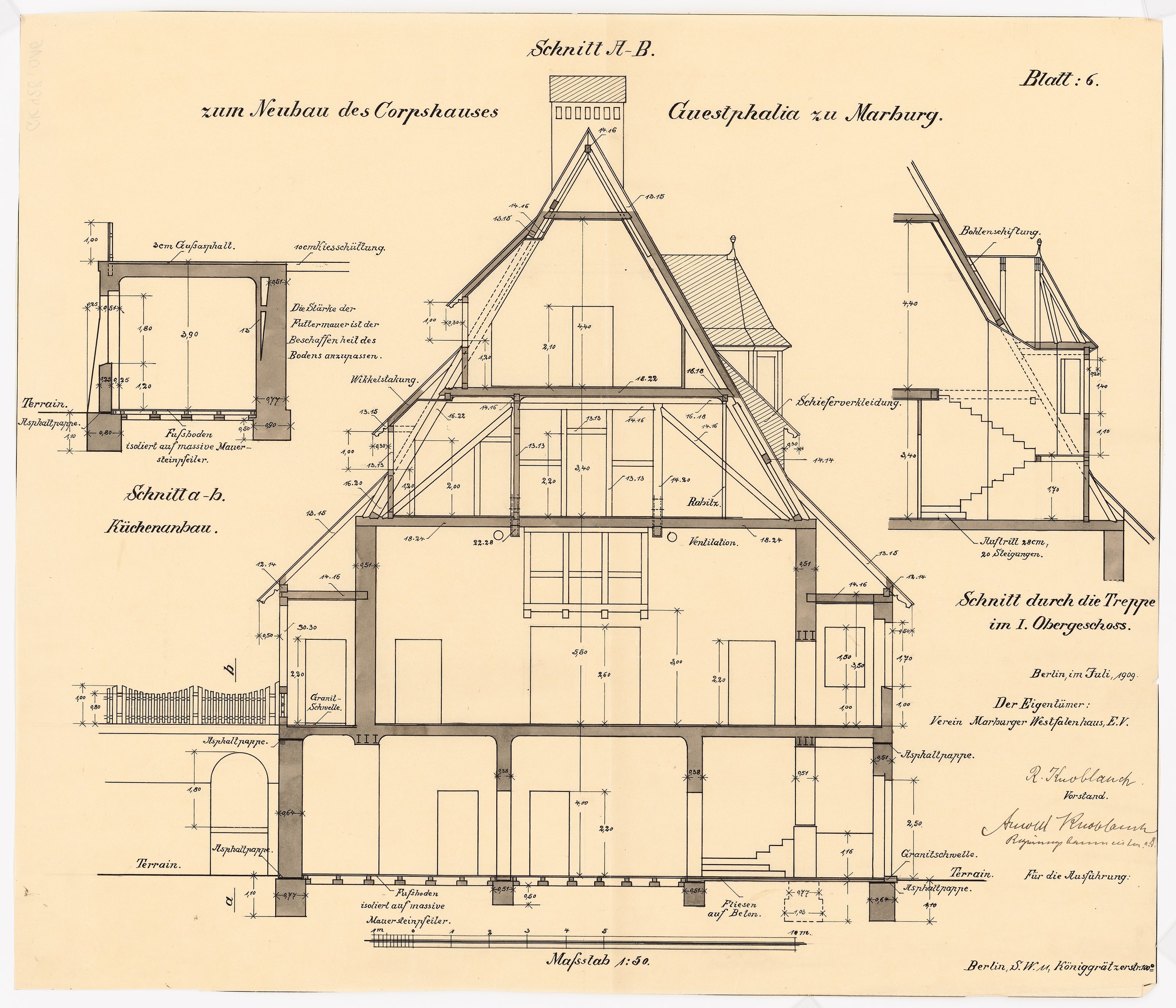Schwarz-weißes Architekturzeichnung eines Hauses mit zahlreichen Fenstern und einem Dachfirst, beschriftet als das erste Haus in Deutschland, begleitet von detaillierten Bauplänen und Text.