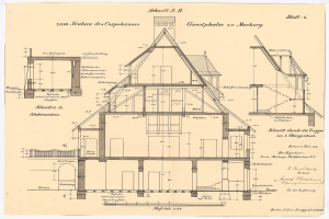 Schwarz-weißes Architekturzeichnung eines Hauses mit zahlreichen Fenstern und einem Dachfirst, beschriftet als das erste Haus in Deutschland, begleitet von detaillierten Bauplänen und Text.