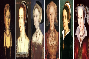 Sechs Porträts von Queen Elizabeth I von England, jeweils in einem anderen farbigen Kleid mit aufwändiger Juwelier, vor dunklem Hintergrund.