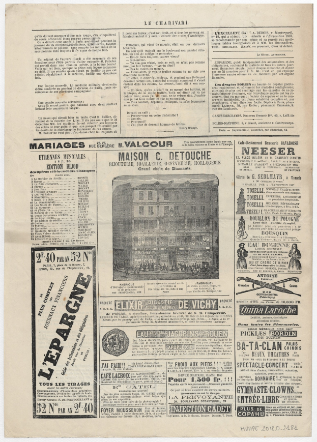 Alte Zeitungsausschnitt mit einem Gebäude, umgeben von Text und Bildern, das eine belebte Stadtkulisse zeigt.