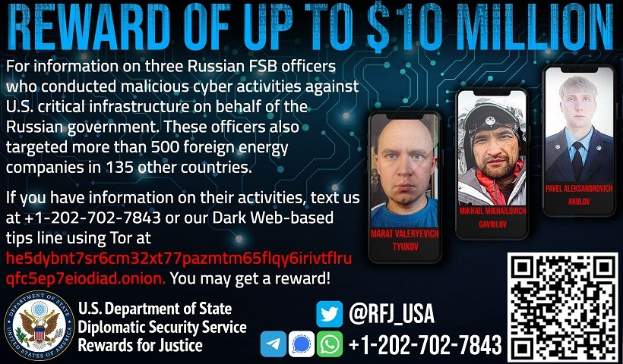 Plakat mit bis zu $10 Millionen Belohnung und Bildern von drei russischen FSB-Offizieren